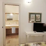 Relais Del Senatore Bed and Breakfast 4*