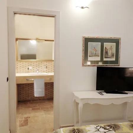 Relais Del Senatore Nocleg ze śniadaniem 4*