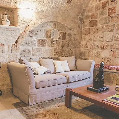 Couette-café Relais Del Senatore 4*