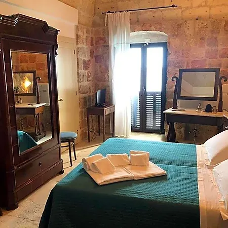 Relais Del Senatore Bed & Breakfast 4*