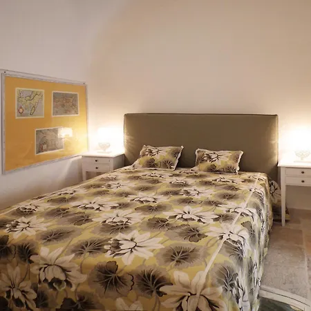 Couette-café Relais Del Senatore 4*