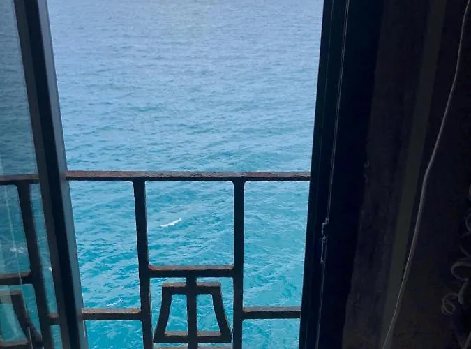 瑞莱斯德尔塞纳托雷住宿加早餐旅馆 滨海波利尼亚诺