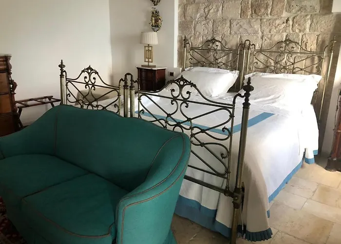 瑞莱斯德尔塞纳托雷住宿加早餐旅馆 住宿加早餐酒店 滨海波利尼亚诺