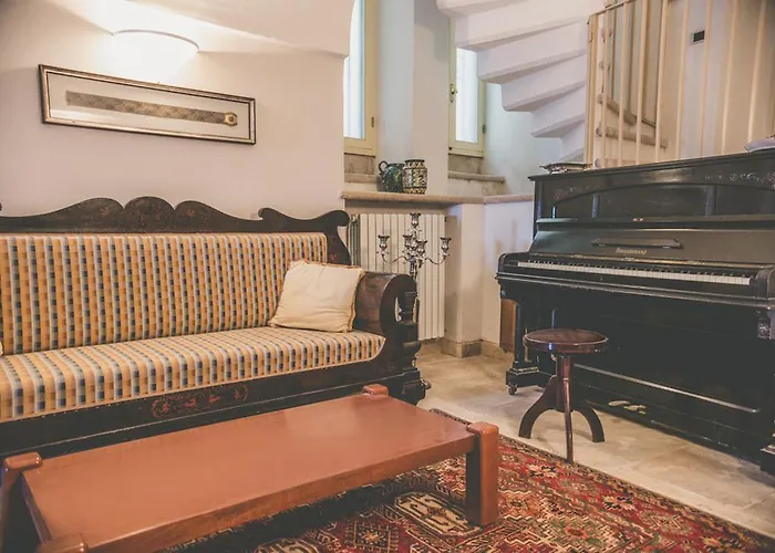 瑞莱斯德尔塞纳托雷住宿加早餐旅馆 滨海波利尼亚诺