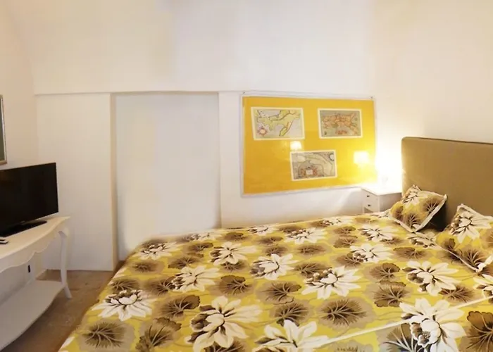 住宿加早餐酒店 瑞莱斯德尔塞纳托雷住宿加早餐旅馆